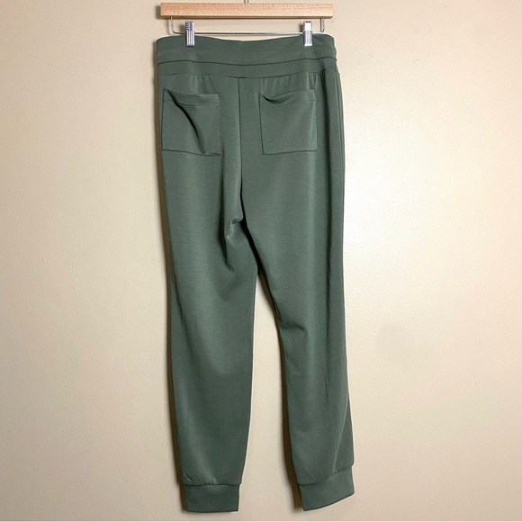 7 Diamonds Womens REV Slim Fit Jogger Pants in Olive Green - Picture 5 of 11